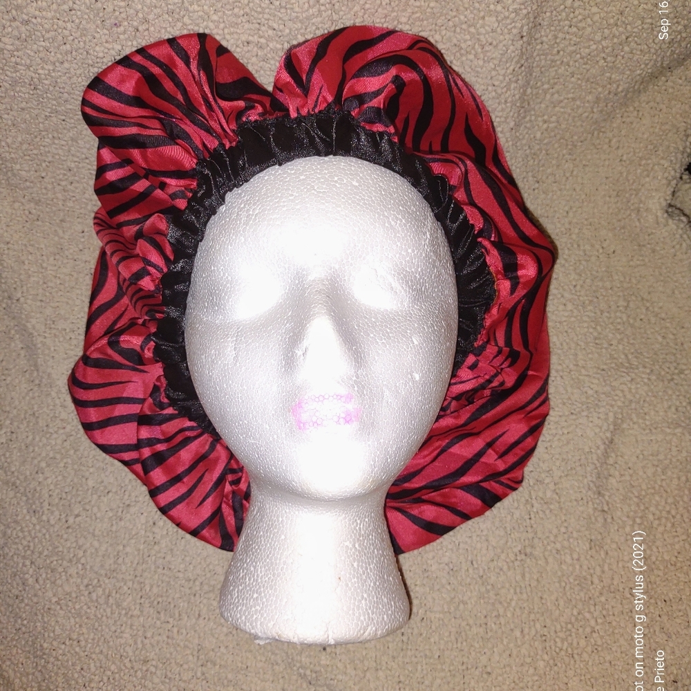Satin Red Zebra Stripe Bonnet